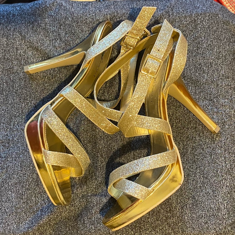 Fioni night gold shimmer heels